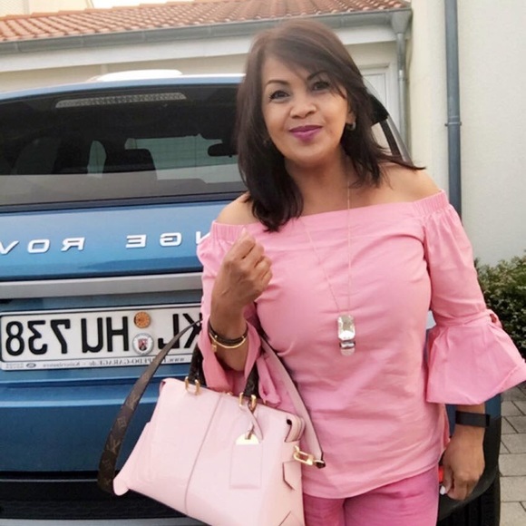 Meet your Posher, Teresa - Picture 2 of 4